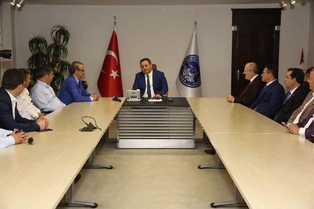 Balıkesir Altıeyl&uuml;l Belediye Başkanı B&uuml;y&uuml;kşehir Belediyesini Ziyaret Etti 1