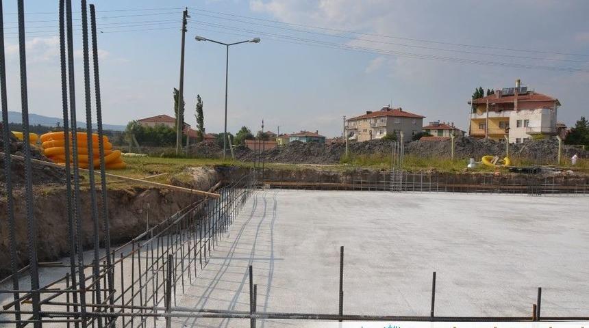 Kırka&rsquo;ya Spor Merkezi Yapılıyor