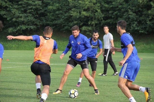 Karabükspor Güç Depoluyor