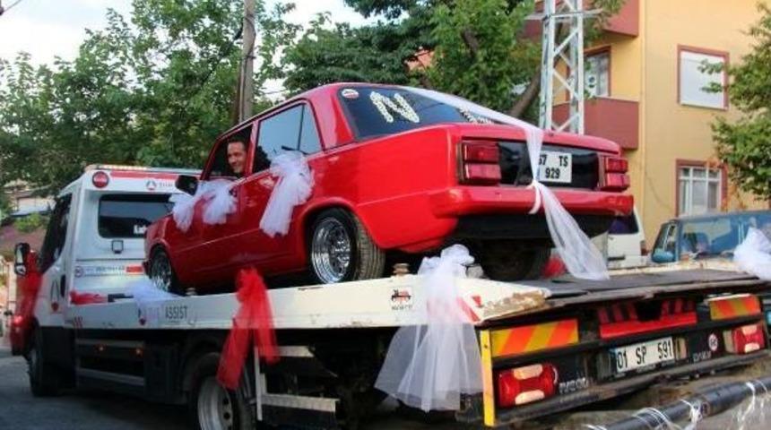 Gelin Ve Damat, Oto Kurtarma Aracındaki Gelin Arabasıyla Salona Gitti