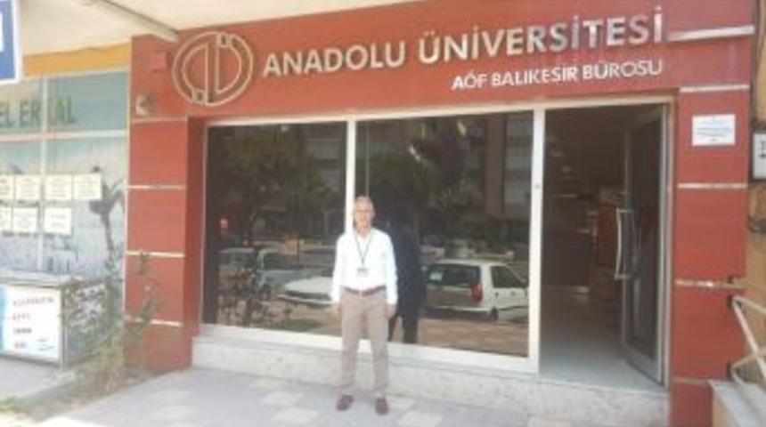 A&ccedil;ık&ouml;ğretim Digital Kitaba Ge&ccedil;iyor