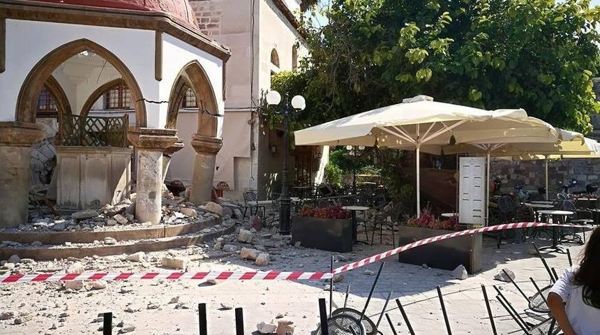 Kos Adası&rsquo;ndaki Defterdar İbrahim Efendi Camii&rsquo;nde B&uuml;y&uuml;k Hasar