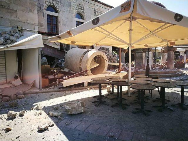 Kos Adası’ndaki Defterdar İbrahim Efendi Camii’nde Büyük Hasar