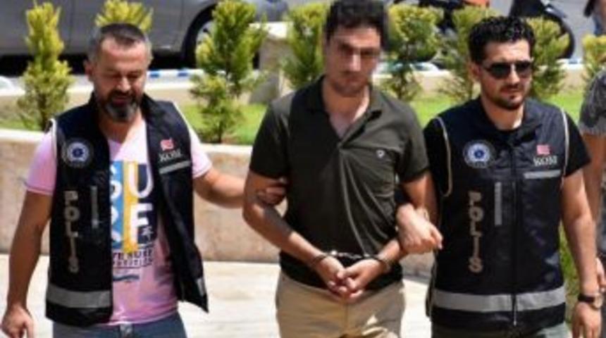 Marmaris Ve Bodrum'da Sahte Dolarla Tatil Yapan Suriyeli Tutuklandı