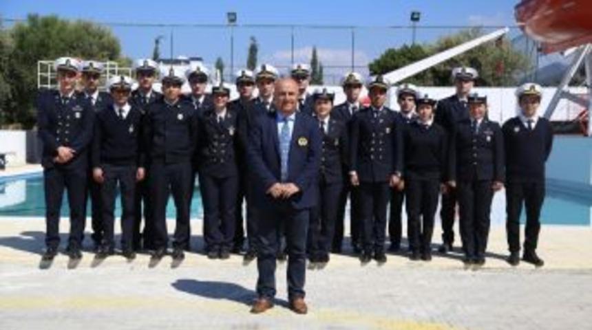 Bir Ada &Uuml;lkesinden D&uuml;nya Denizlerine Kadar Uzanan Denizcilik Eğitimi