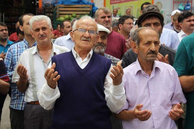 Artvin’de İsrail Protestosu