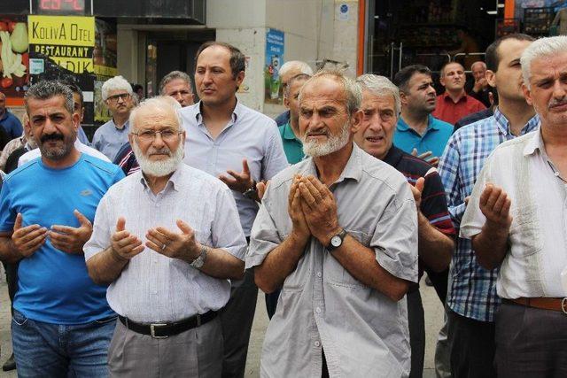 Artvin’de İsrail Protestosu