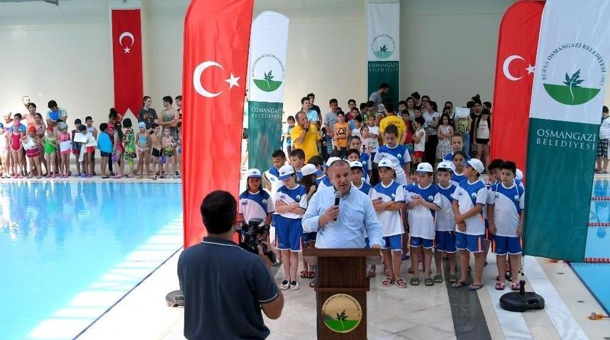 Minik Y&uuml;z&uuml;c&uuml;lere Sertifika