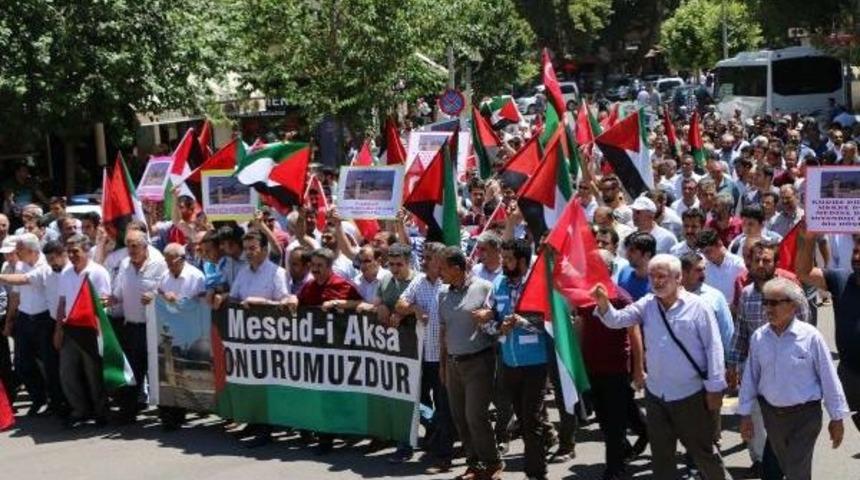 Adıyaman'da İsrail'e Tepki Y&uuml;r&uuml;y&uuml;ş&uuml;