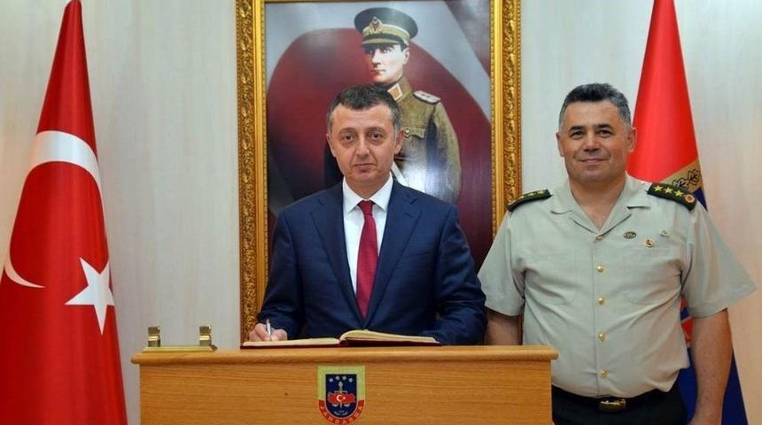 Vali Büyükakın’dan İl Jandarma Komutanlığına Ziyaret