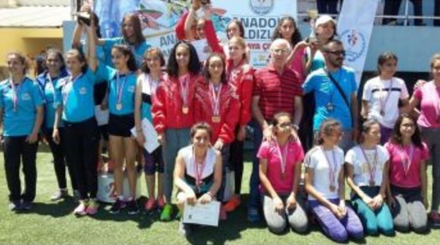 Atletizim Şampiyonları Şahintepe&rsquo;den