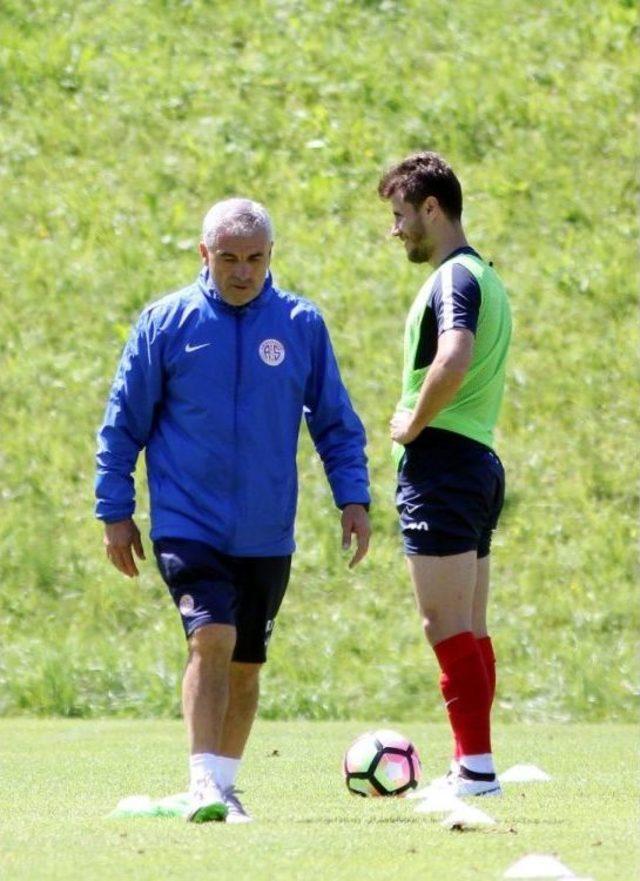 Antalyaspor Salzburg’da Tempo Artırdı