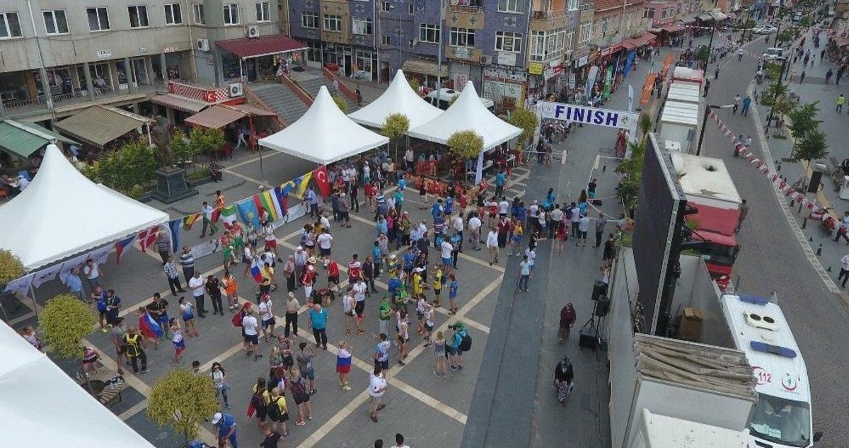 Tekkek&ouml;y Sokakları Olimpiyat M&uuml;sabakaları İle Renklendi