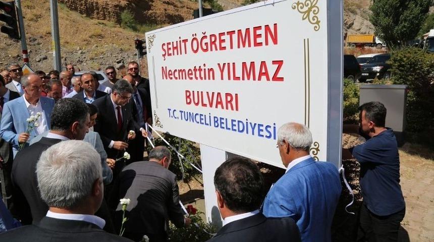 Şehit &Ouml;ğretmenin Adı Tunceli&rsquo;de Bulvara Verildi