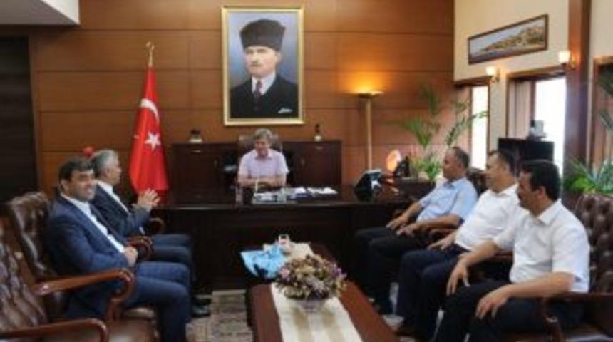 Gmis&rsquo;ten Vali &Ccedil;ınar&rsquo;a Ziyaret