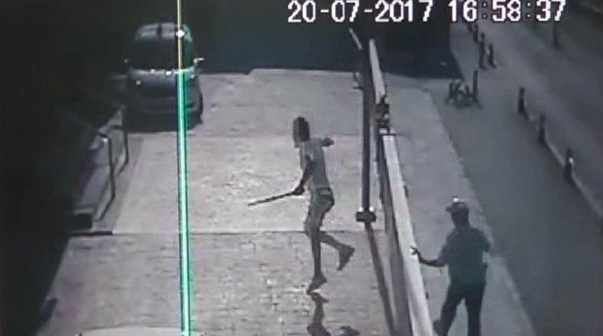 Emniyet &Ouml;n&uuml;nde D&ouml;ner Bı&ccedil;aklı Kovalamaca