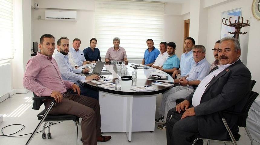 Muhtarlar Semos&rsquo;la Tanıştı