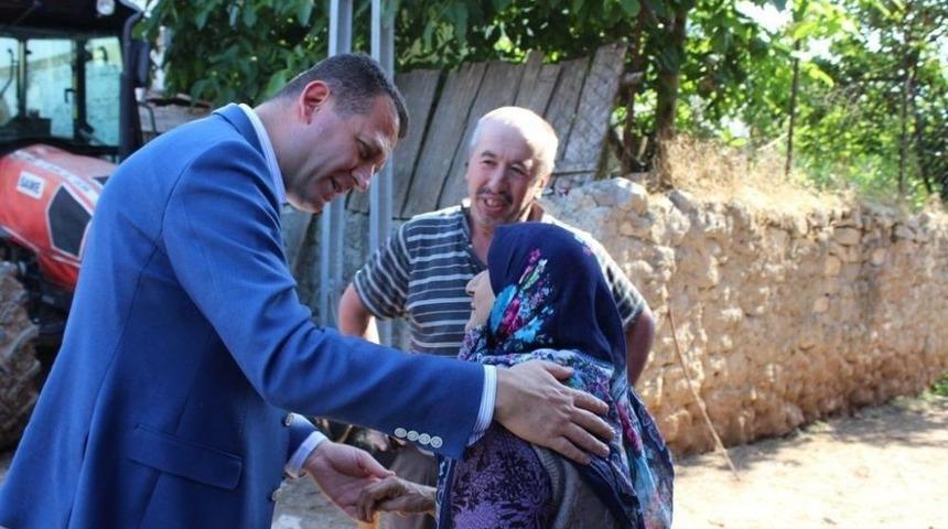 &Uuml;rkmezer&rsquo;den Şehit Ailelerine Ziyaret