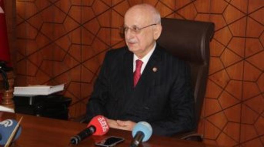 Meclis Başkanı Kahraman Telefonları Karıştırdı