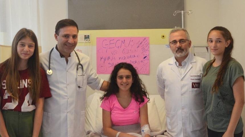 Boğulma Tehlikesi Ge&ccedil;iren 16 Yaşındaki Zeynep Hayata Tutundu