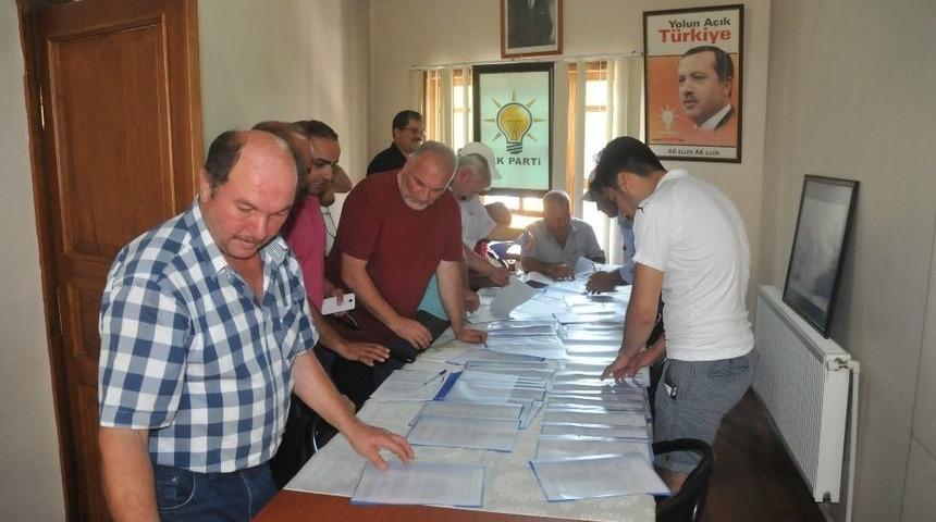 Ak&ccedil;akoca&rsquo;da Ak Parti Delege Se&ccedil;imi Başladı