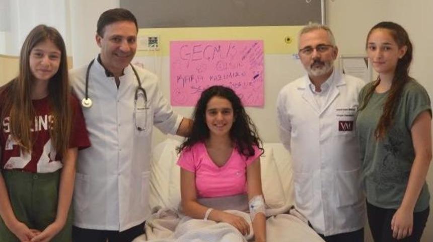 Boğulma Tehlikesi Ge&ccedil;iren Kız Hayata D&ouml;nd&uuml;