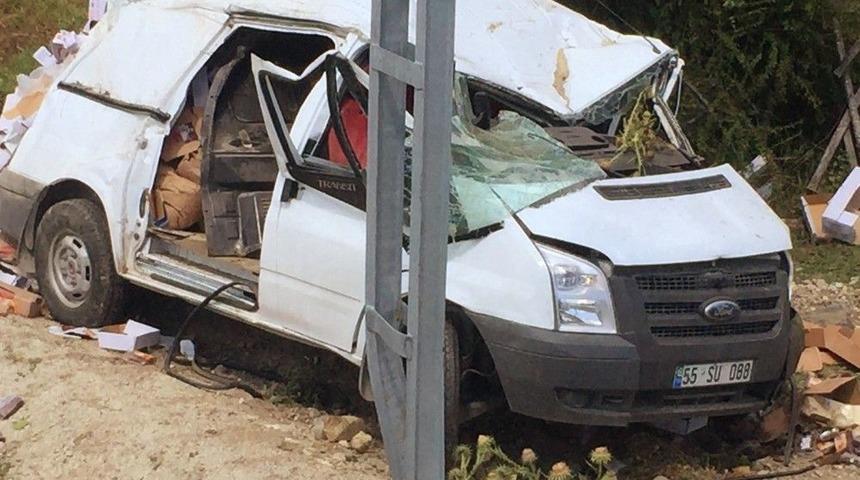 Kastamonu&rsquo;da Minib&uuml;s Şarampole U&ccedil;tu: 1 &Ouml;l&uuml;, 1 Yaralı