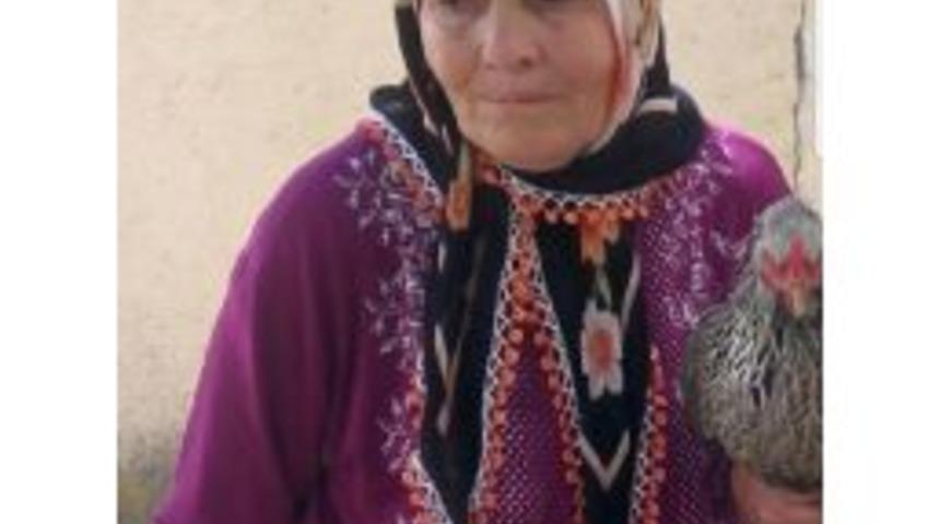 &Ouml;l&uuml; Bulunan Kadının Mezarı A&ccedil;ıldı, &Ouml;ld&uuml;r&uuml;ld&uuml;ğ&uuml; Ortaya &Ccedil;ıktı