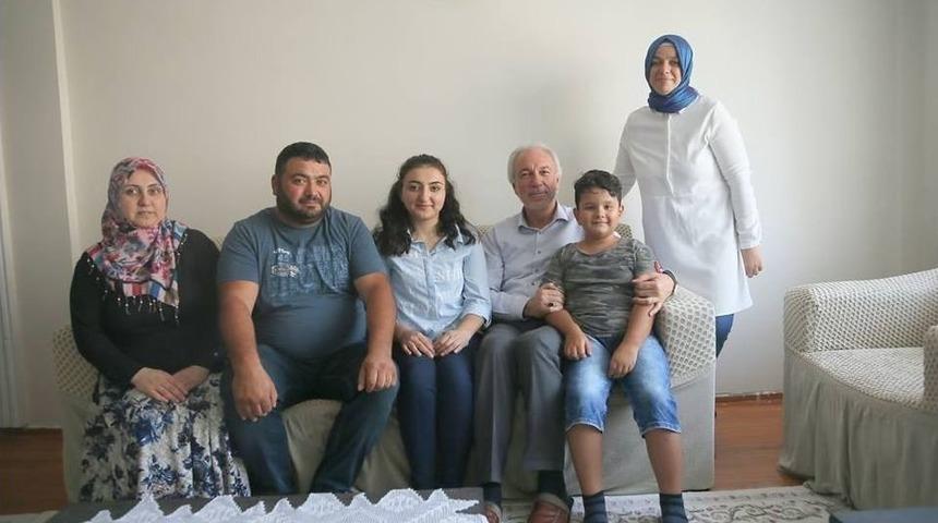 Başkan Kamil Sara&ccedil;oğlu: Belediye Olarak &Ouml;ğrencilerin De Yanındayız