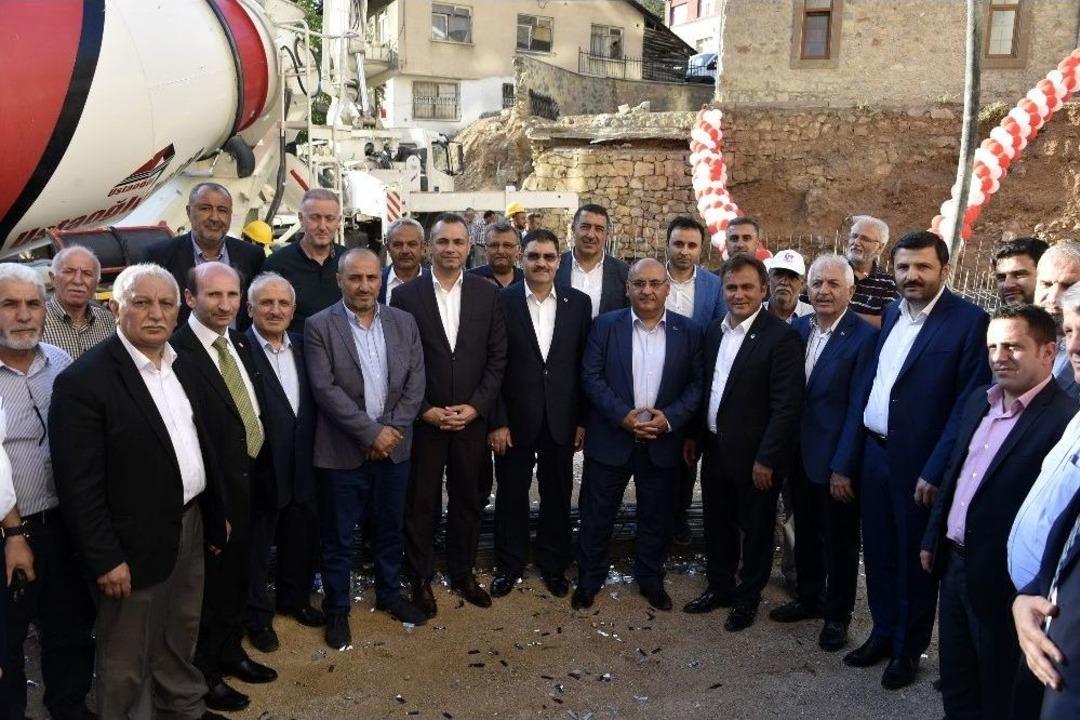 &Uuml;mraniye Belediyesinden G&uuml;m&uuml;şhane&rsquo;ye K&uuml;lliye Ve Aşevi