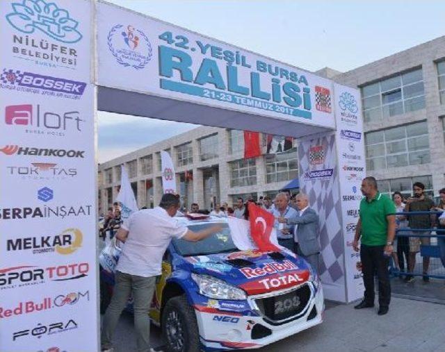 Yeşil Bursa Rallisi Halk Evi Önünden Start Aldı