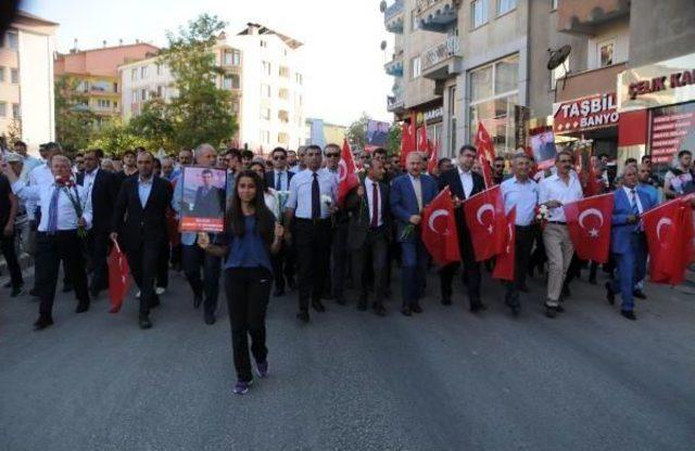 Chp'den Tunceli'de, 'terörü Protesto Ve Şehit Necmettin Öğretmeni Anma Yürüyüşü' (2)