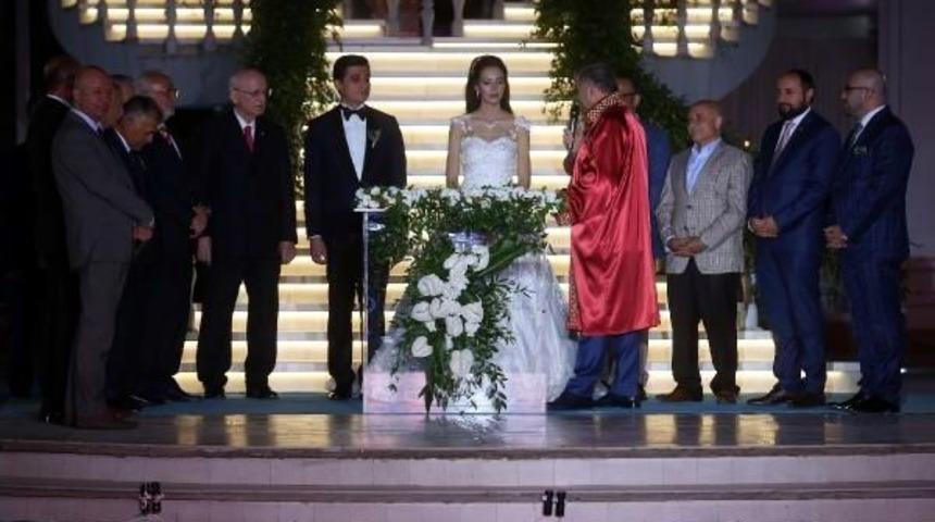 Tbmm Başkanı Kahraman Kayseri&rsquo;De Nikaha Katıldı