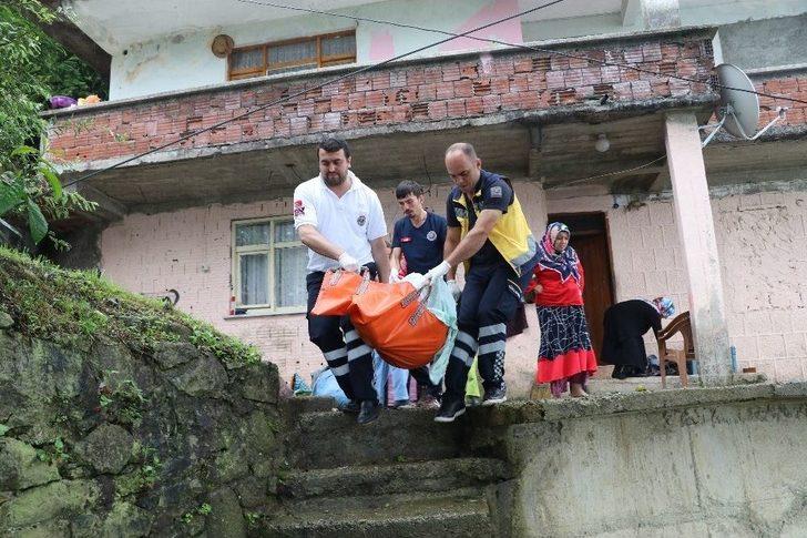 Sağlık Ekipleri Diyaliz Hastası Demirci İçin Seferber Oldu