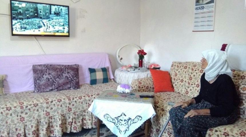 Hesna Nine Televizyona Da Kavuştu