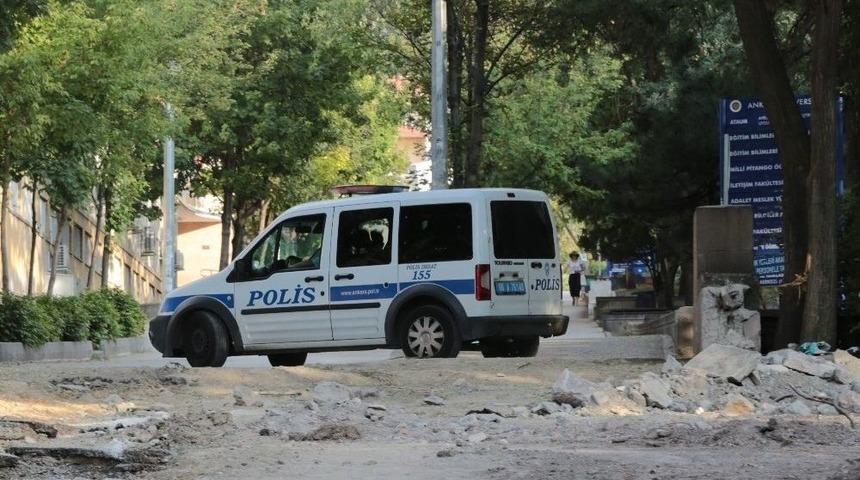 (özel Haber) ’hero’ Tişörtü Giyen Hukuk Öğrencisi: "cezaevi Ortamını Merak Ettim"