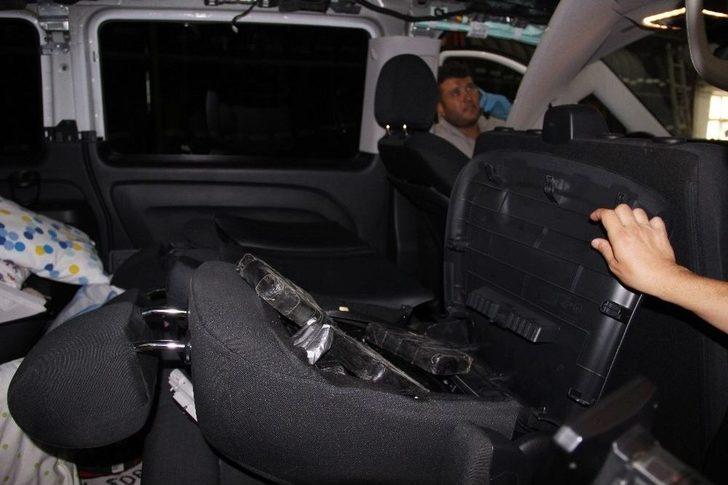 Minibüste 80 Kilogram Eroin Ele Geçirildi G1