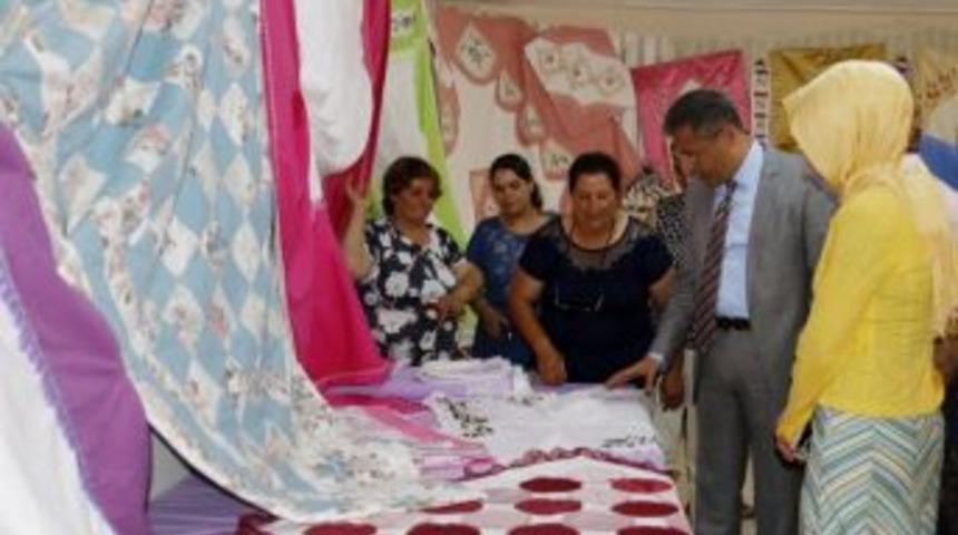 Akdeniz Belediyesi Kursiyerlerinden Dönem Sonu Sergisi