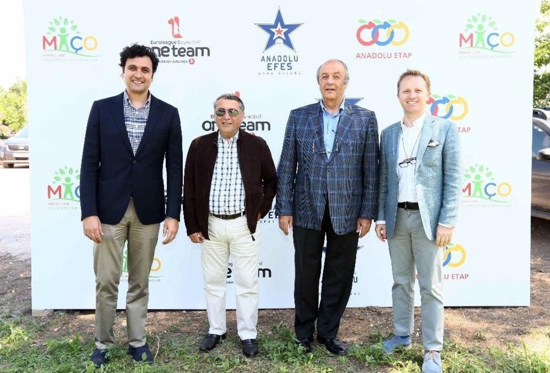 Anadolu Efes, &rsquo;one Team&rsquo; Gezisini Ger&ccedil;ekleştirdi