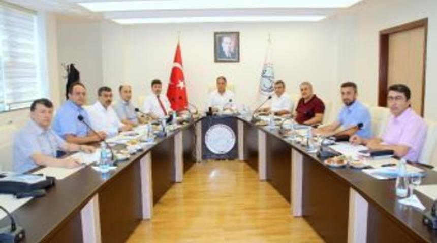 Vali Tekinarslan&rsquo;a 7 Aralık &Uuml;niversitesi Tanıtıldı