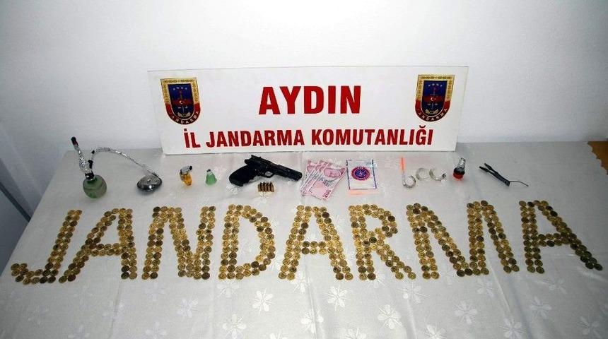 Jandarmanın 7 Ayda D&uuml;zenlediği Operasyonlarda 22,8 Kilo Esrar Yakalandı