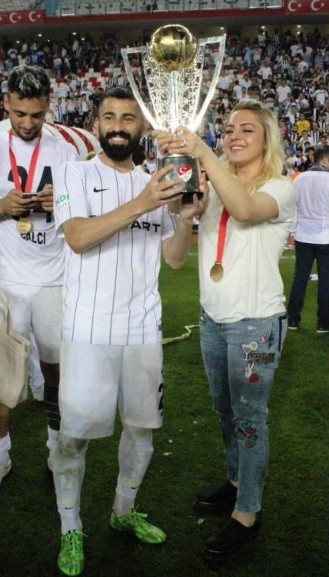 Altay da Ferdi Hırs K&uuml;p&uuml; 1