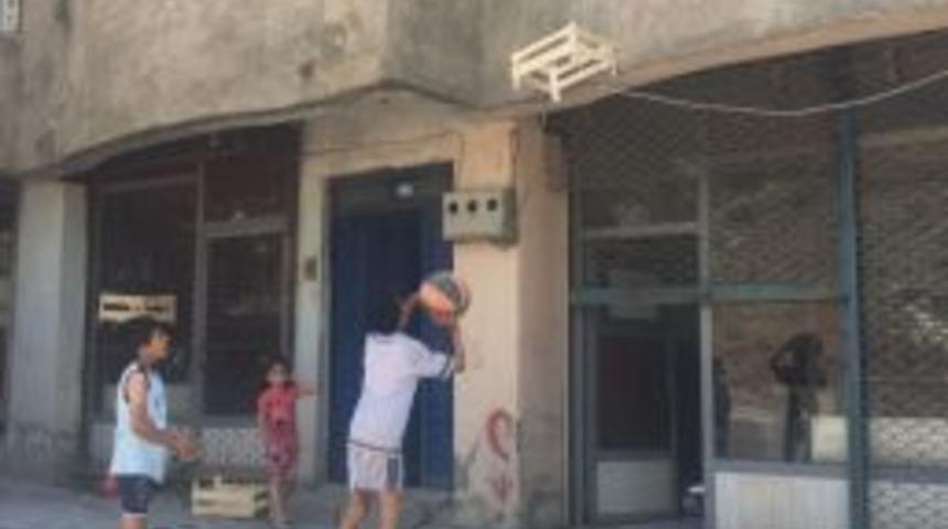 Hakkarili &Ccedil;ocukların Sınır Tanımayan Spor Aşkı