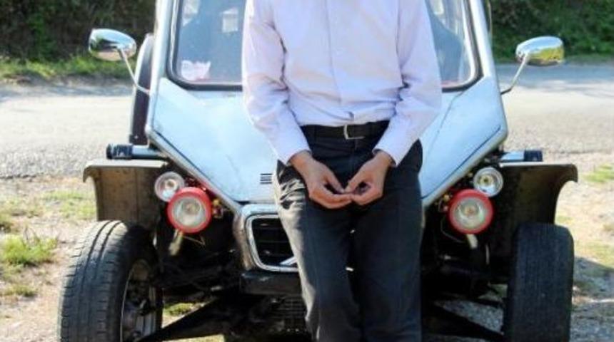 Hurda Par&ccedil;alardan Otomobil Yaptı