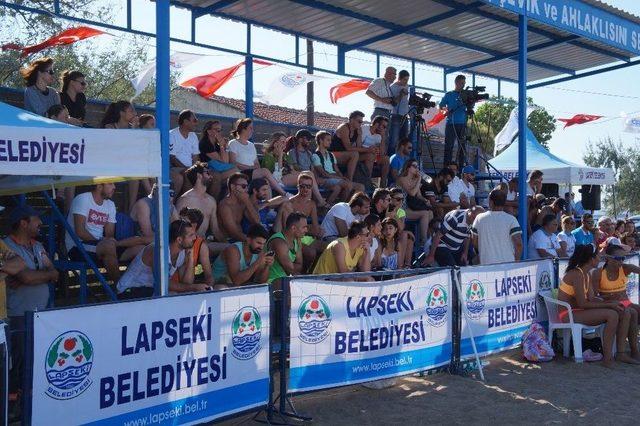 Lapseki 20’inci Plaj Voleybol Turnuvası Başladı 1