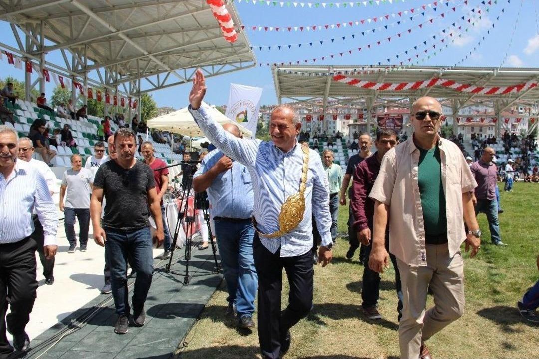 D&uuml;zce &Ccedil;olak İsmail Atay Er Meydanı T&ouml;renle A&ccedil;ıldı