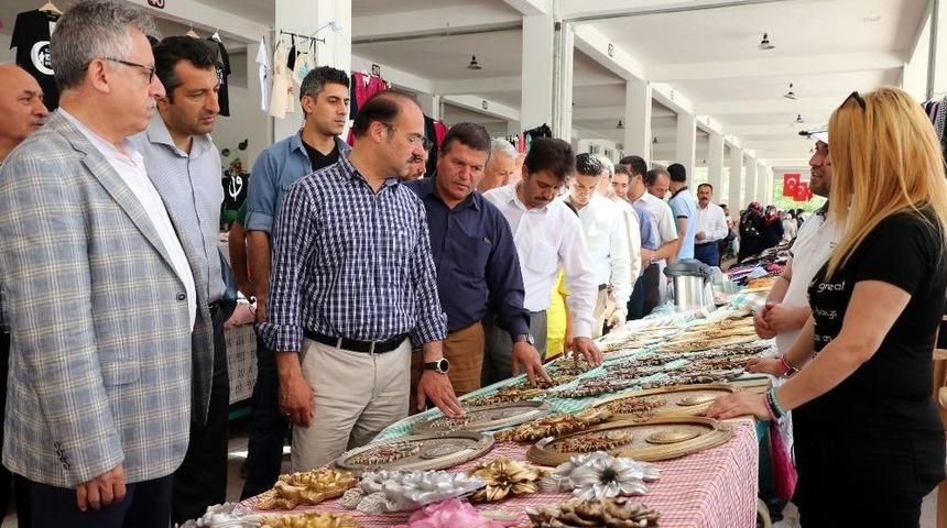 Yozgat&rsquo;ta Kadın El Emeği Pazarı A&ccedil;ıldı