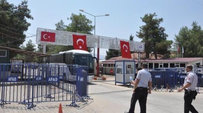 İslahiye'deki 1100 Türkmen, Osmaniye'ye Gönderildi