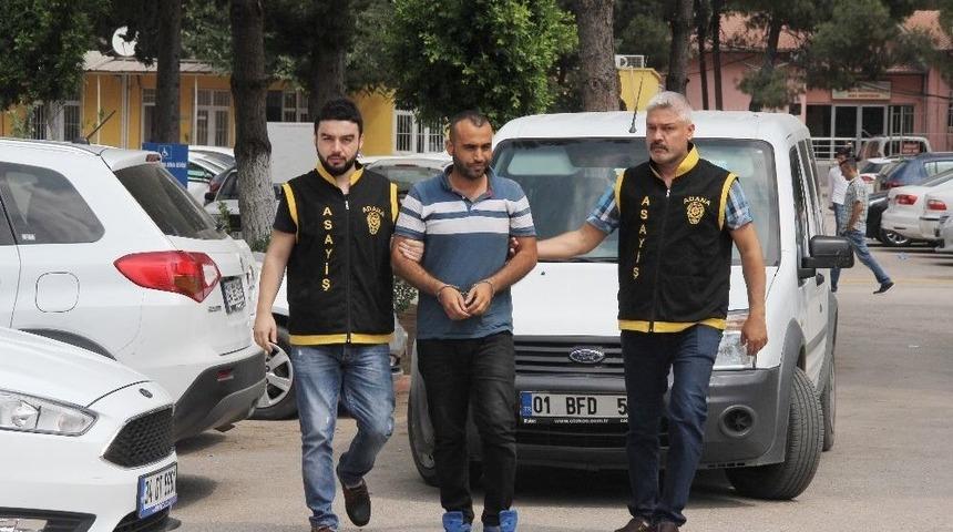 Kiralık Ara&ccedil;la 45 Tl Ve Telefon &Ccedil;aldı, Aracı Teslim Etmeye Geldiğinde Tutuklandı