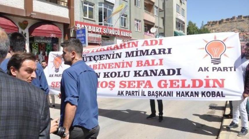 Bakan Ağbal, Memleketi Bayburt'ta Ekmek Fiyatını Y&uuml;ksek Buldu